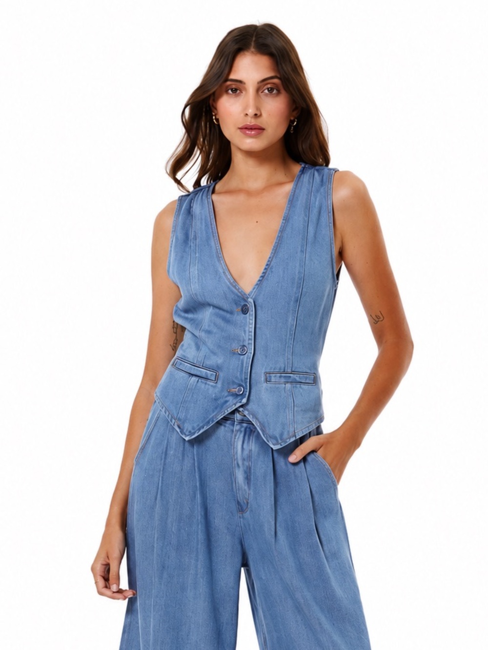 YFB Young Fabulous & Broke Veda Denim Jean Tencel Modal Blend Vest M Medium Wash